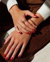 http://julie-nivert.com/files/gimgs/th-60_50_38_37_julie-nivert-raphael-lugassy-dinh-van-menottes-6_v2.jpg
