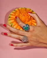 http://julie-nivert.com/files/gimgs/th-60_julie_nivert_raphael_lugassy_fruits_4_v2.jpg