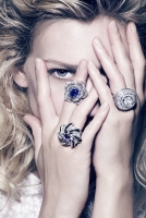 http://julie-nivert.com/files/gimgs/th-60_julie_nivert_sarah_ford_offtha_VCA_9_v2.jpg